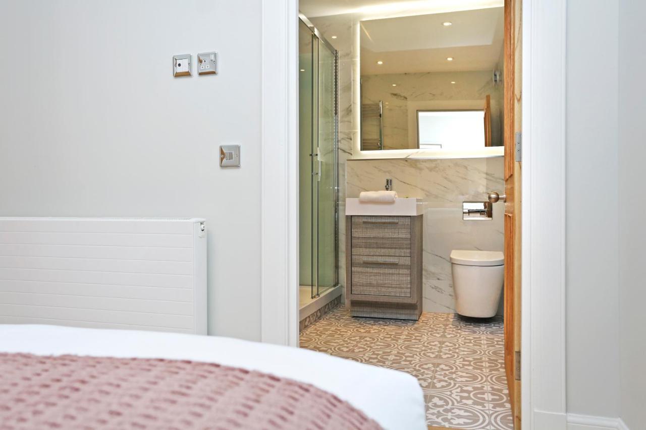 Joivy Modern And Airy Flat On The Historic Royal Mile Apartment Edinburgh Exterior photo