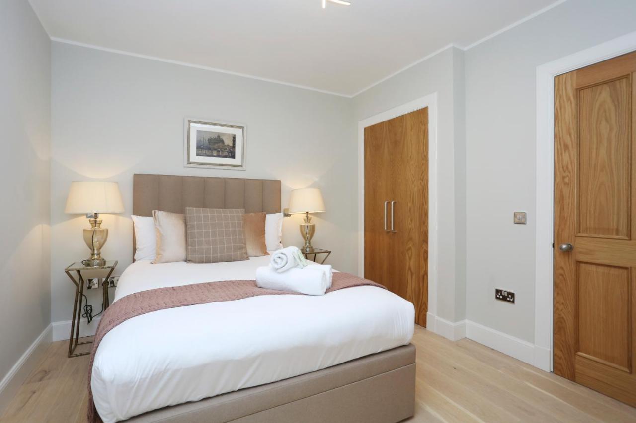 Joivy Modern And Airy Flat On The Historic Royal Mile Apartment Edinburgh Exterior photo